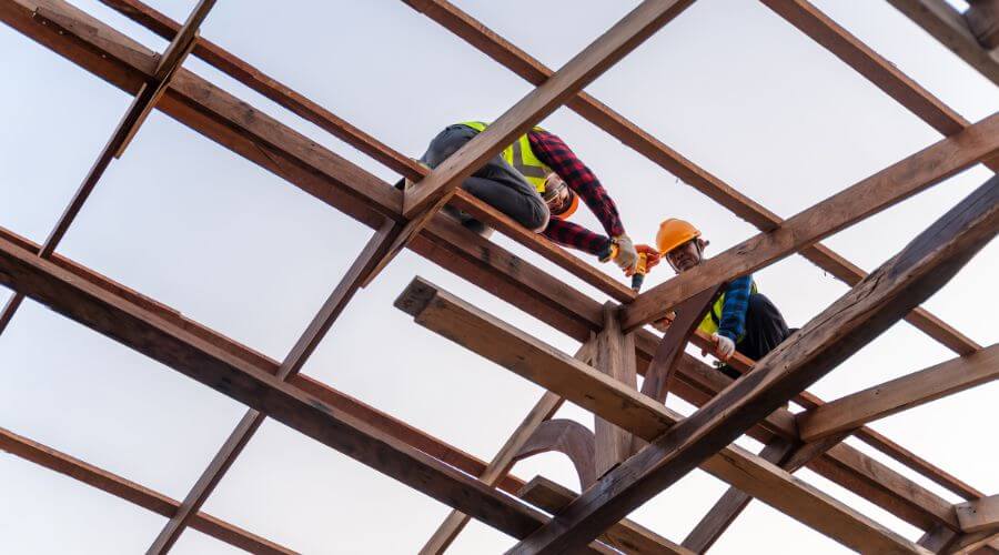 Professional residential roofers in Media, IL
